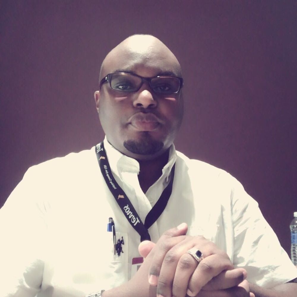 Meet your Posher, Hamza